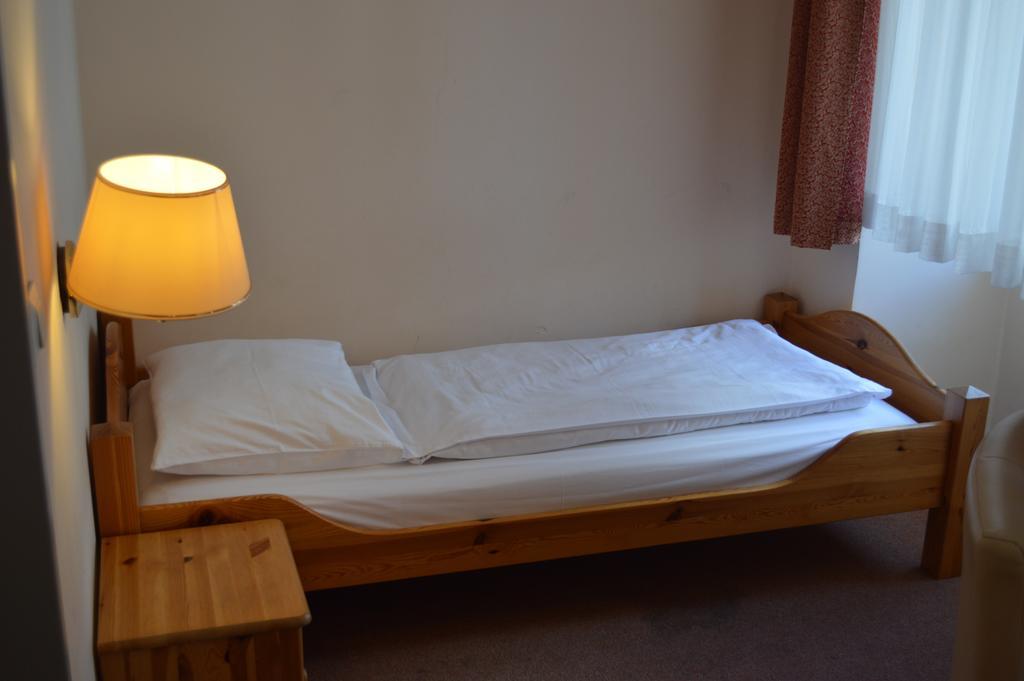 Hotel Pension Walzerstadt Viyana Oda fotoğraf